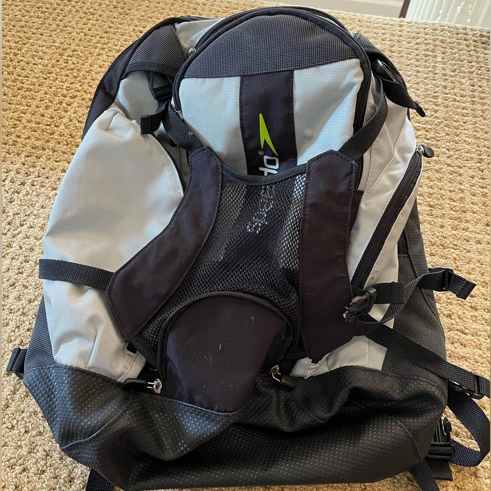Silver Speedo Backpack - Picture 5 of 5